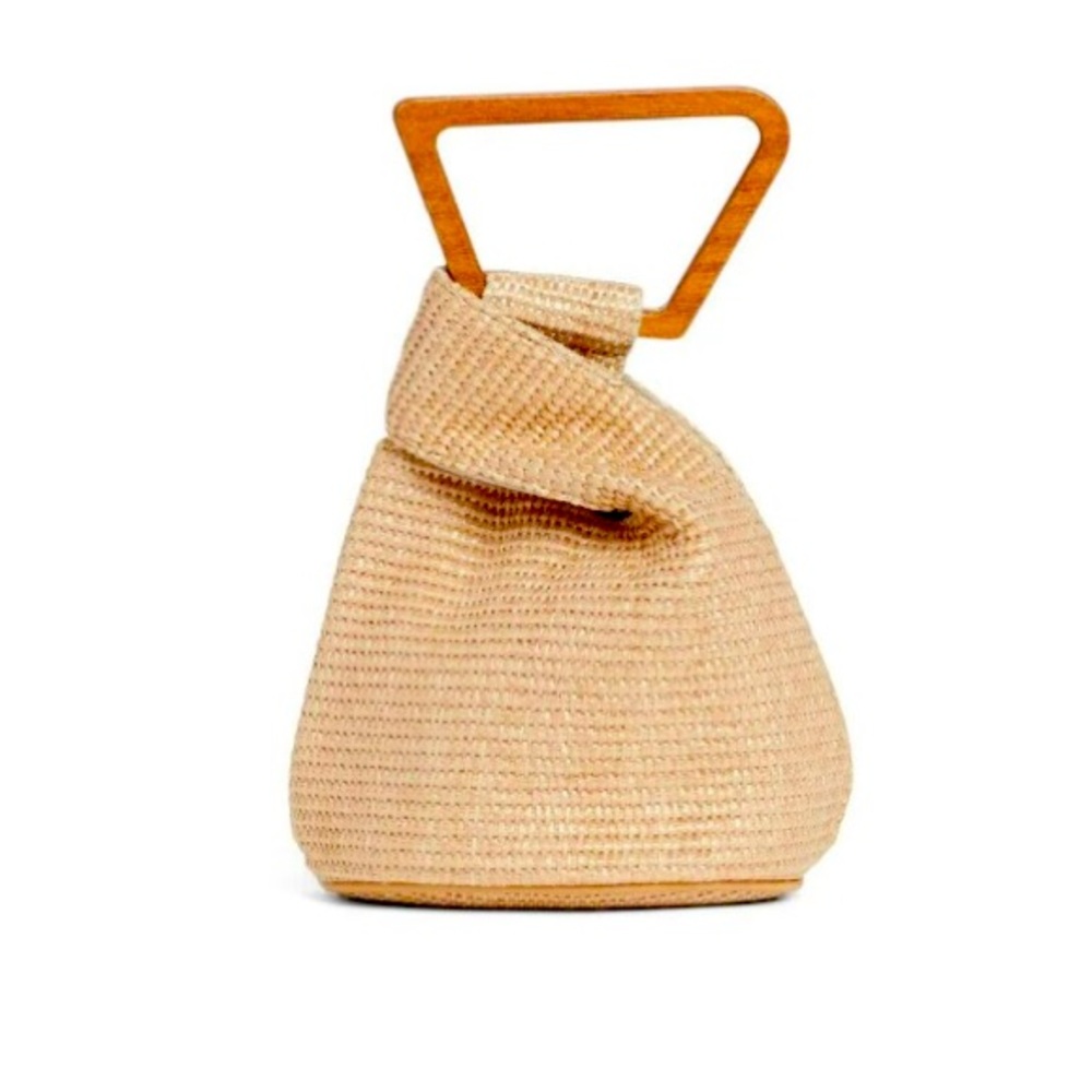 CULT GAIA Elegant Tan Woven Bag with Wooden Handle